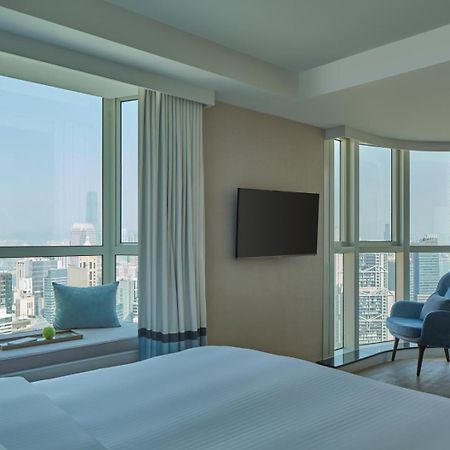 Two Macdonnell Road Aparthotel Χονγκ Κονγκ Εξωτερικό φωτογραφία